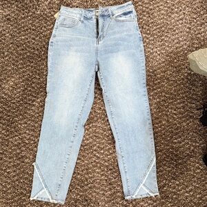 Chic Light Blue Ankle Jeans